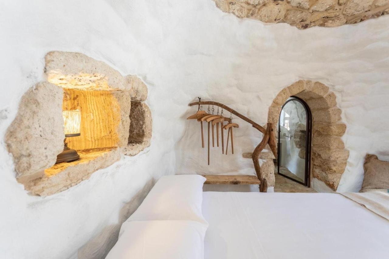 Trullo Santovia Acomodação com café da manhã Sant Isidoro  Exterior foto