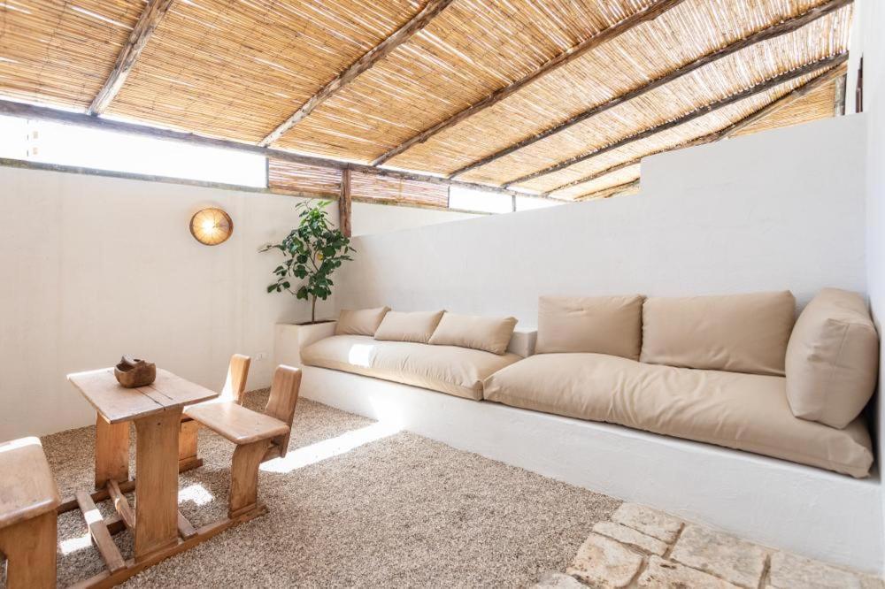Trullo Santovia Acomodação com café da manhã Sant Isidoro  Exterior foto