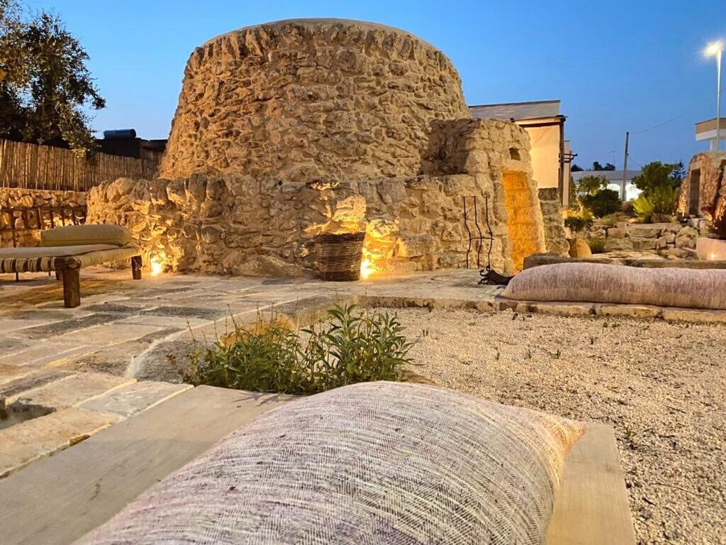 Trullo Santovia Acomodação com café da manhã Sant Isidoro  Exterior foto