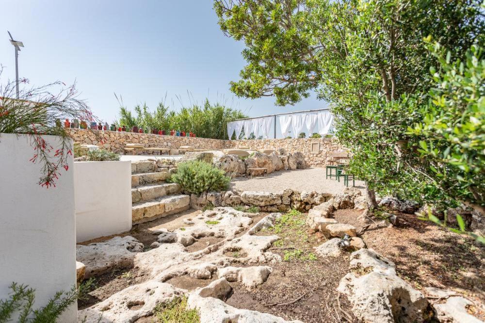 Trullo Santovia Acomodação com café da manhã Sant Isidoro  Exterior foto