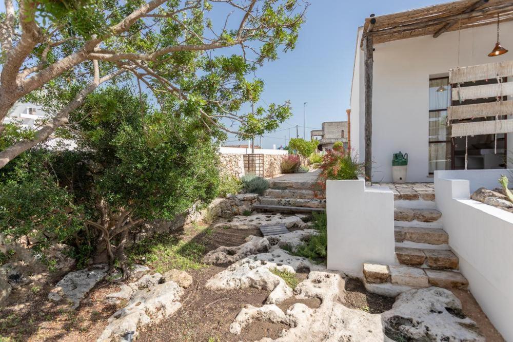 Trullo Santovia Acomodação com café da manhã Sant Isidoro  Exterior foto